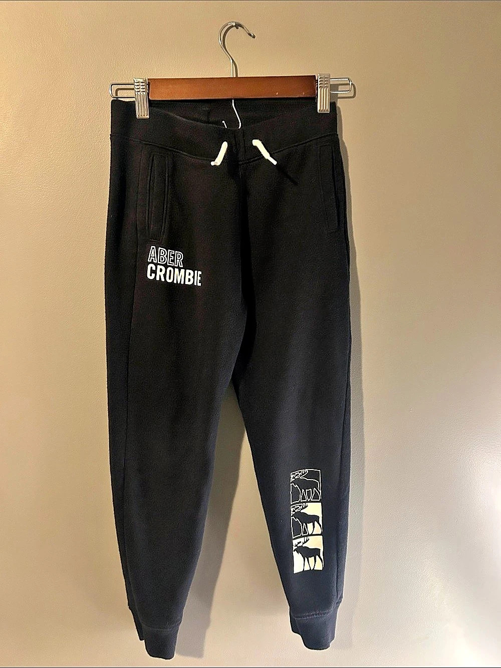 Abercrombie Kids Logo Fleece Joggers Sweatpants Boy’s Large 11/12 Black